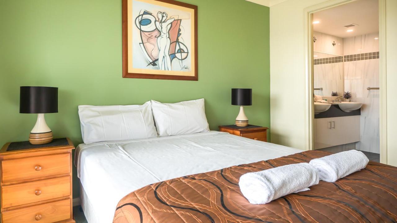גולד קוסט Victoria Square Apartments מראה חיצוני תמונה